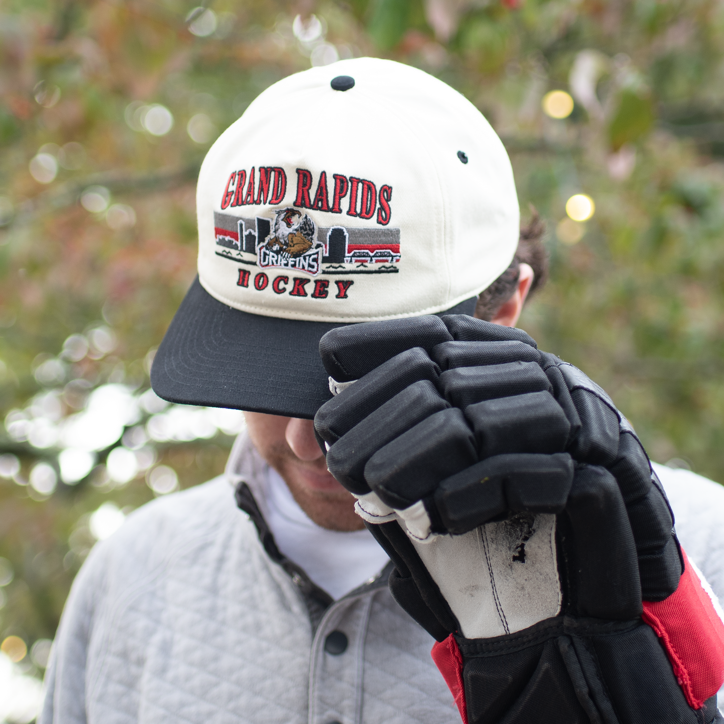 Grand Rapids Griffins Snapback: Cream