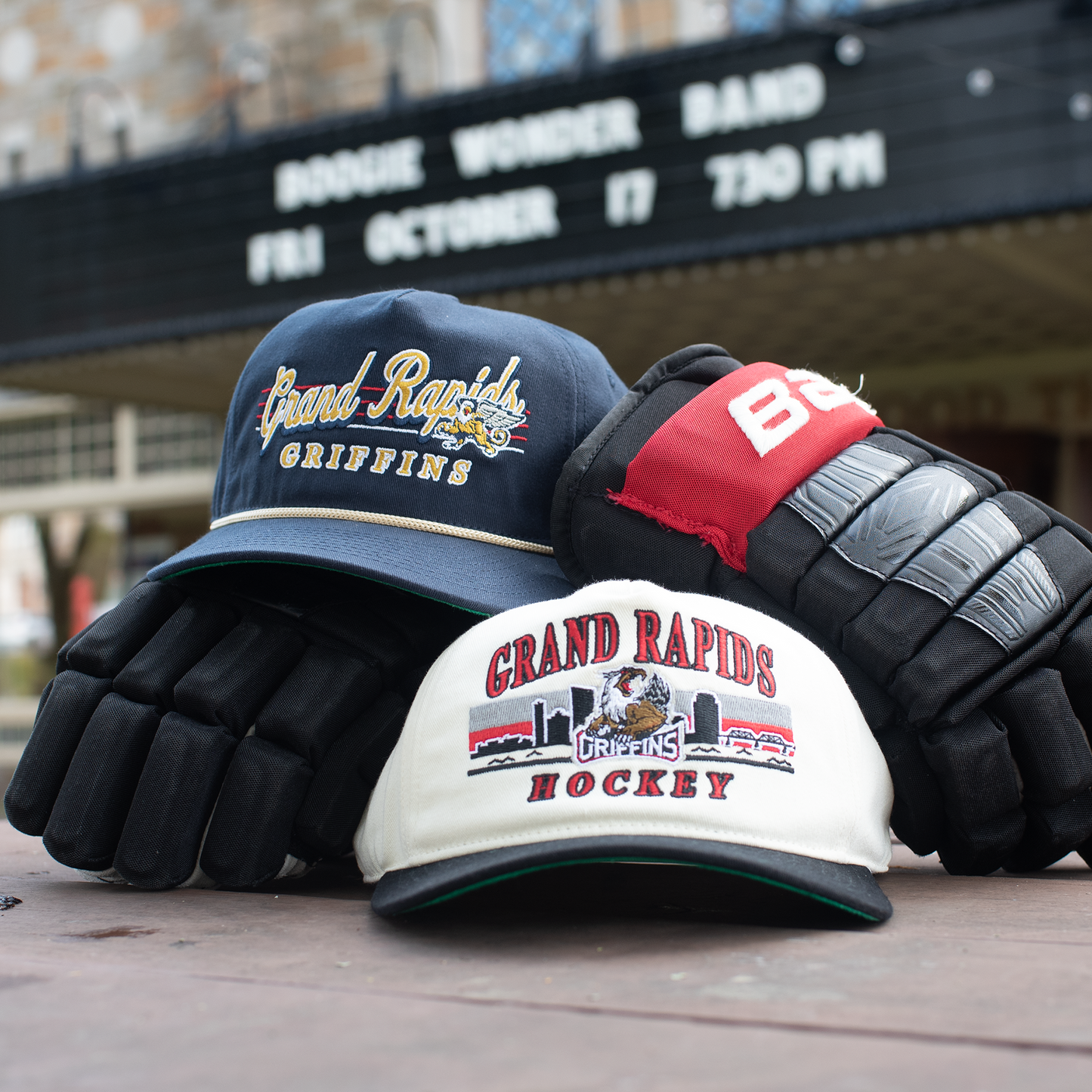 Grand Rapids Griffins Snapback: Cream