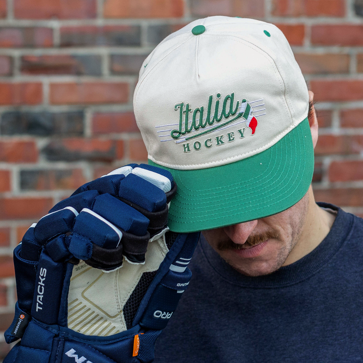 Italia Hockey Snapback: Cream