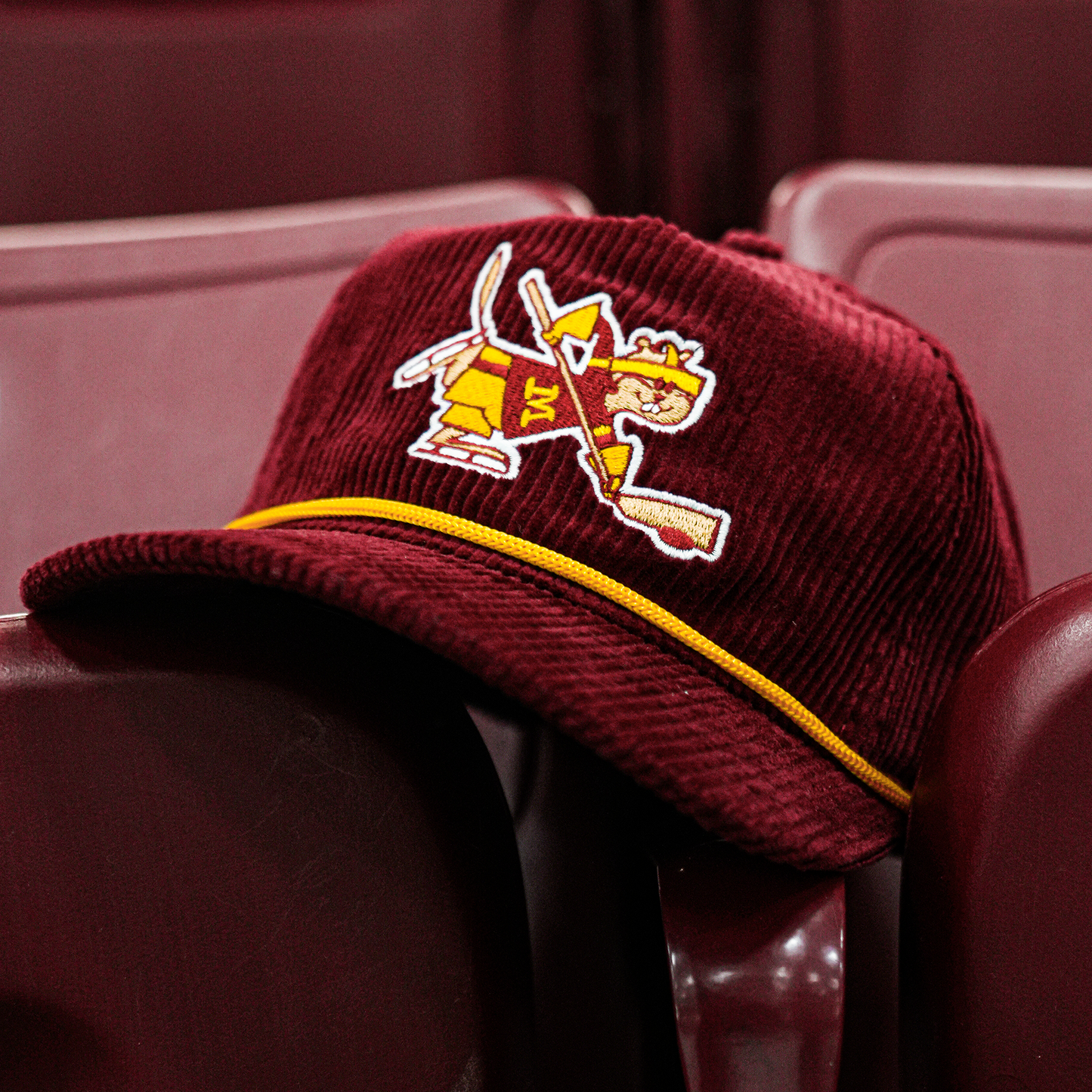 Minnesota Golden Gophers Snapback: Corduroy