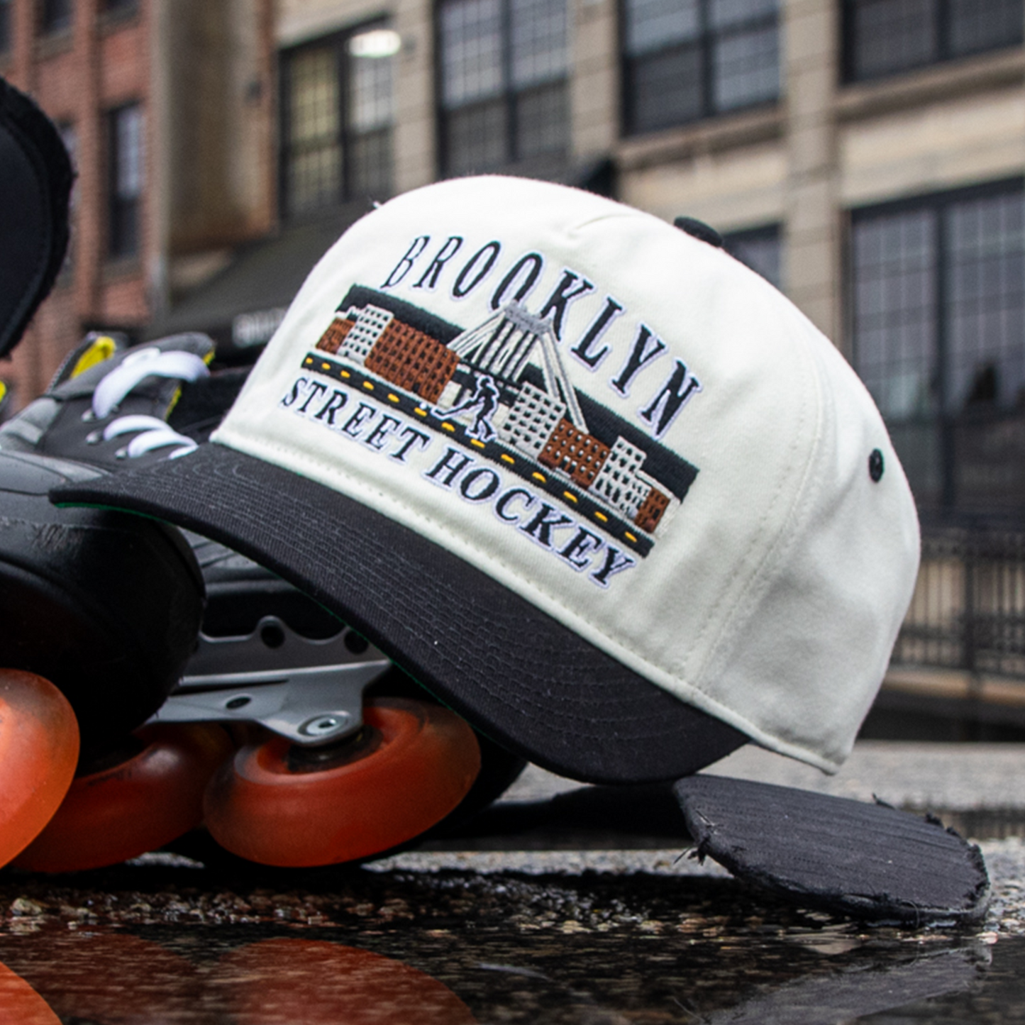 Brooklyn Street Hockey Snapback: Cream